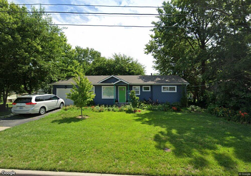 5635 Rosehill Rd, Shawnee, KS 66216 - photo 1