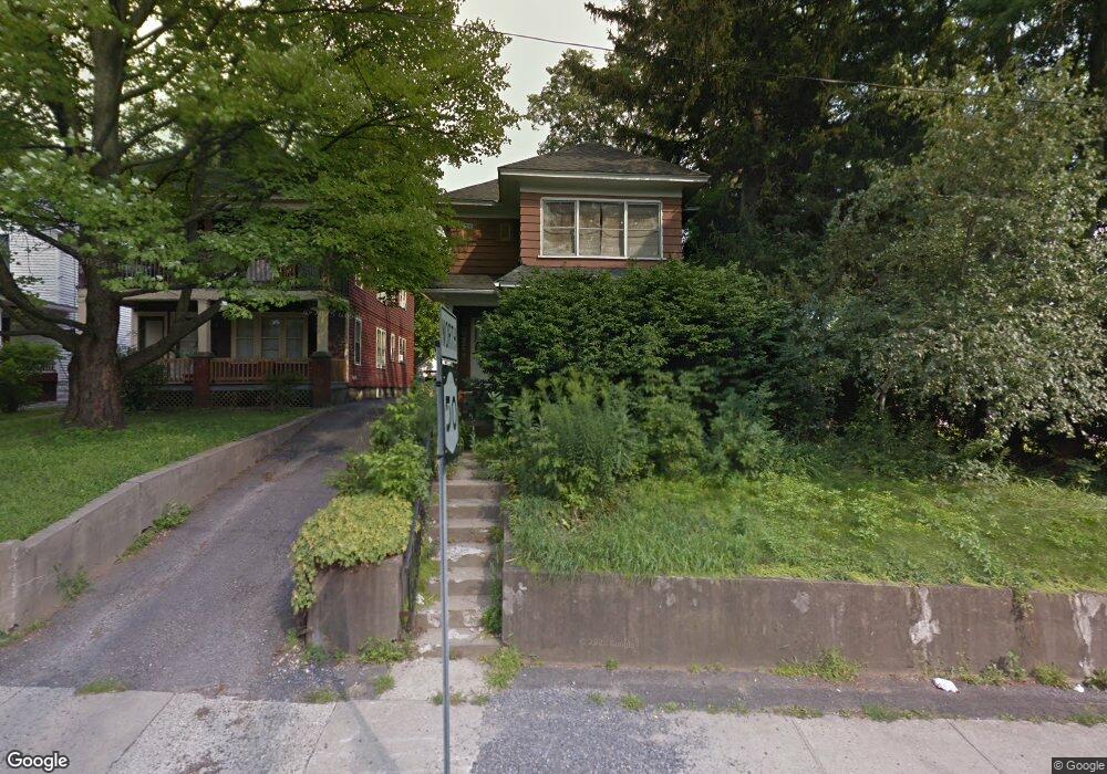 208 N Ballston Ave unit 2, Schenectady, NY 12302 - photo 1