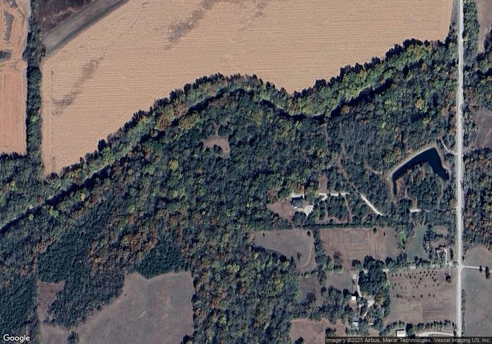 10525 SW Burlingame Rd, Wakarusa, KS 66546 - photo 1