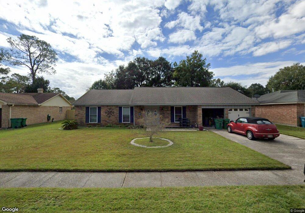 213 Driftwood Cir, Slidell, LA 70458 - photo 1