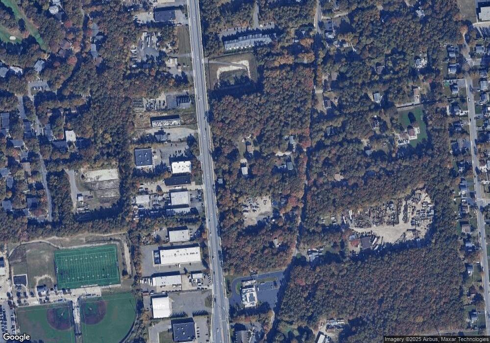 156 Middle Island Rd, Medford, NY 11763 - photo 1