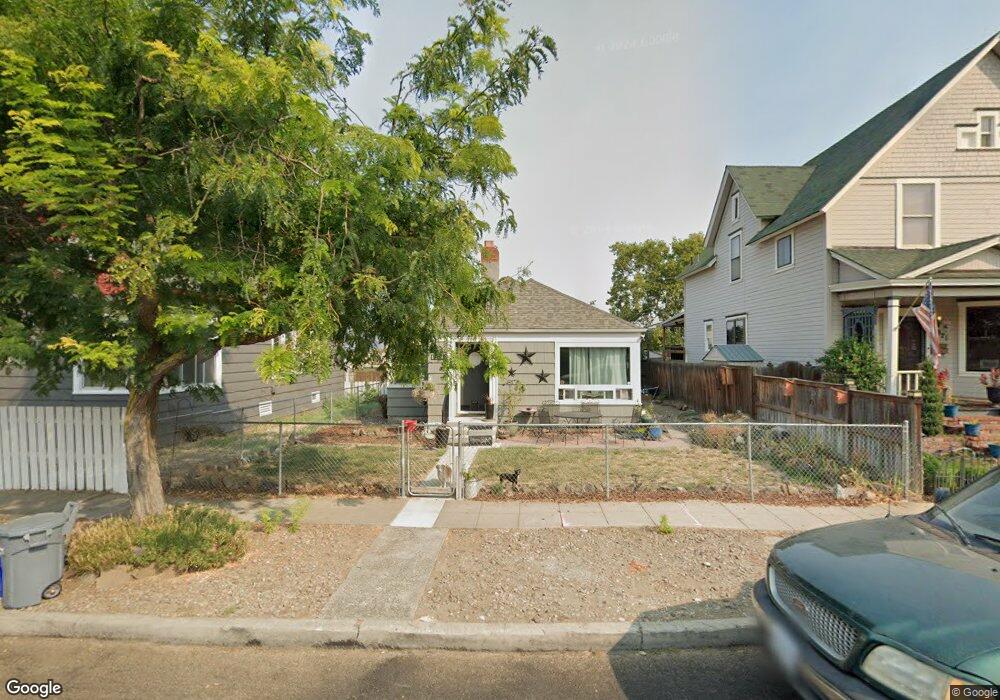 917 E 8th St, the Dalles, OR 97058 - photo 1