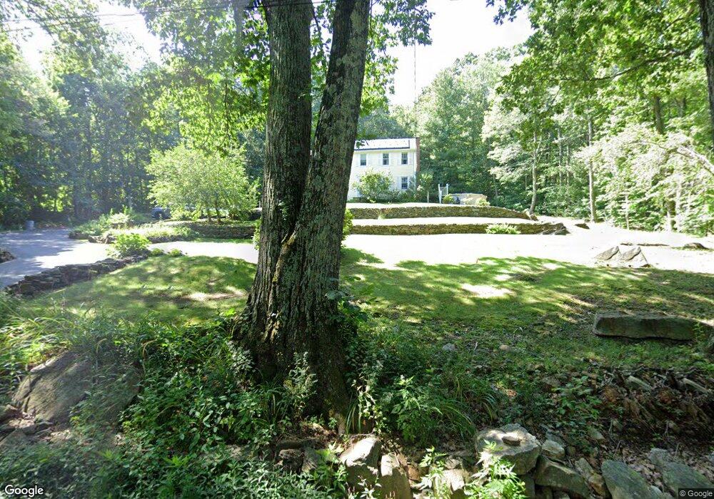 202 W Sutton Rd, Sutton, MA 01590 - photo 1