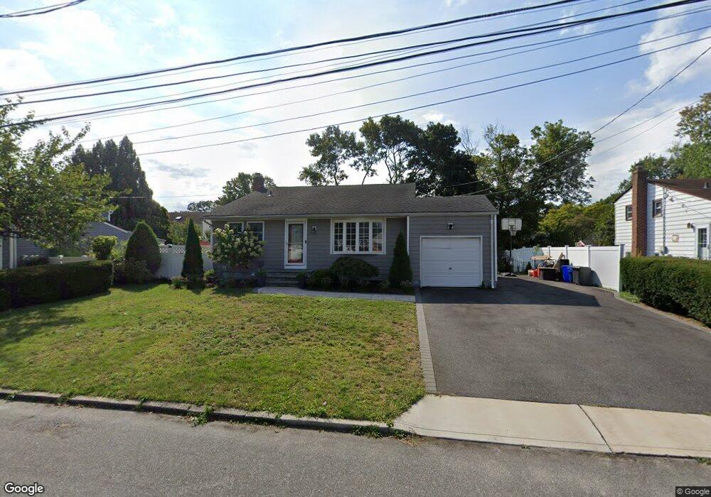 836 Carlton Rd, West Babylon, NY 11704 - photo 1