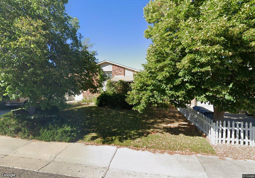 16460 E Severn Place, Aurora, CO 80011 - photo 1