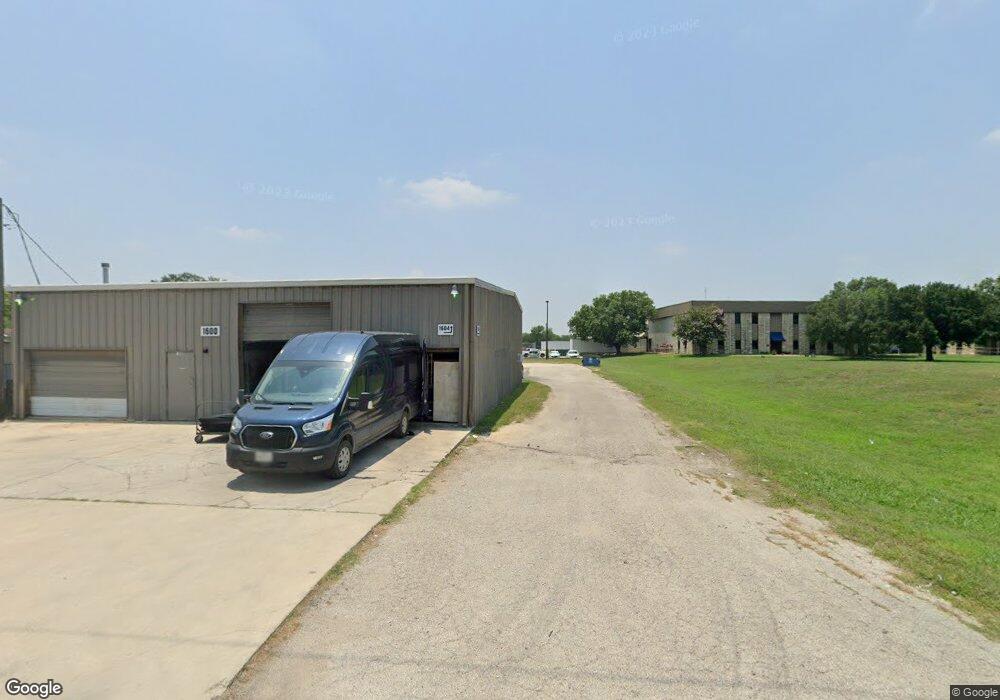1604 N Heideke St, Seguin, TX 78155 - photo 1