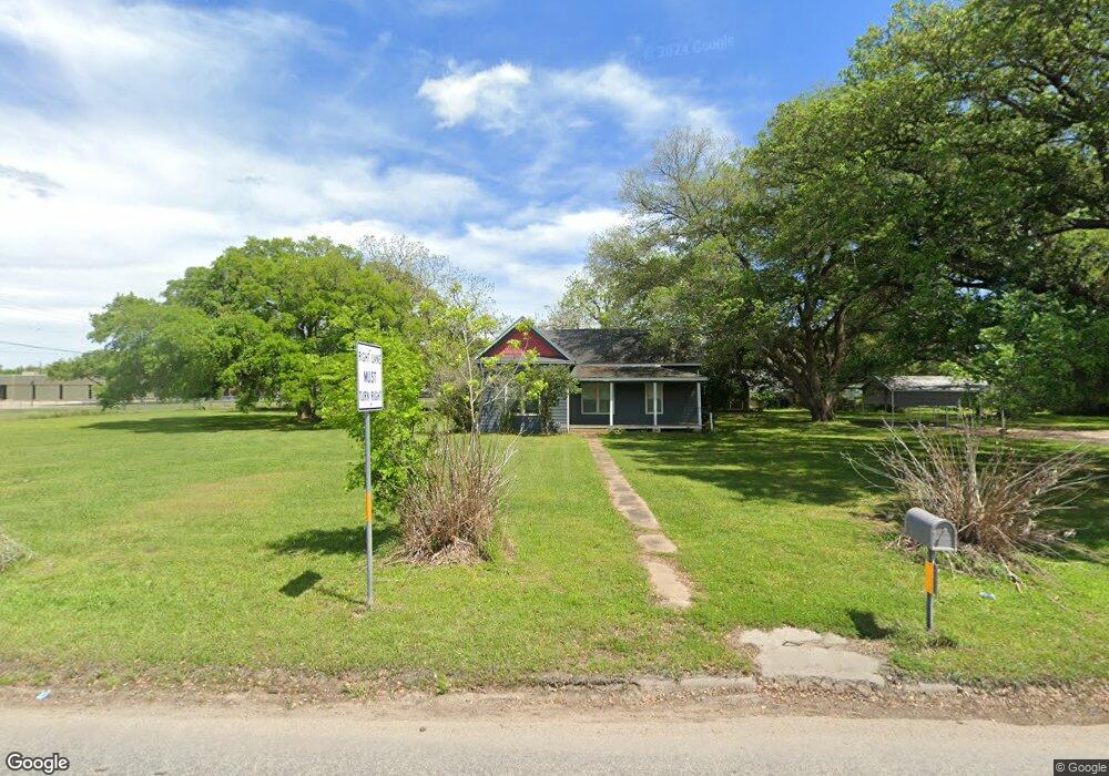 2903 Nichols Ave, Bay City, TX 77414 - photo 1