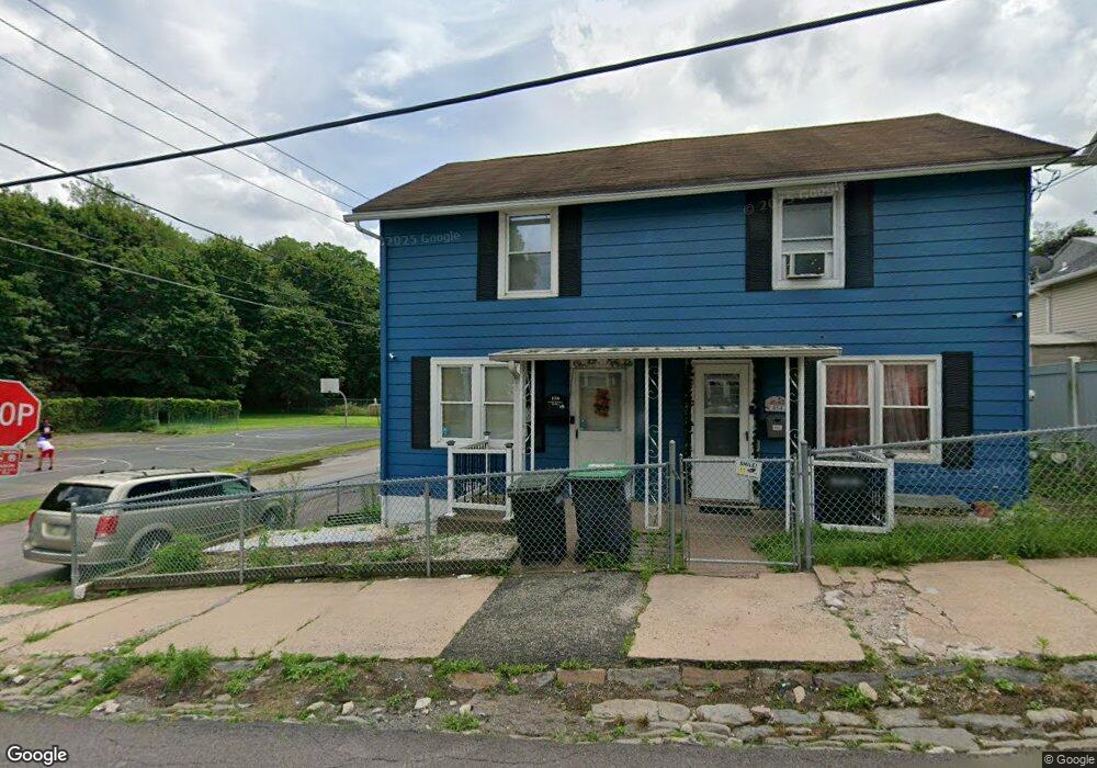 456 E Walnut St, Hazleton, PA 18201 - photo 1