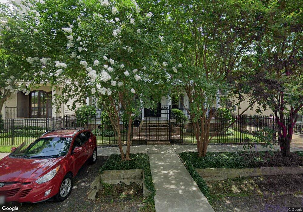 640 E 10th 1/2 St, Houston, TX 77008 - photo 1