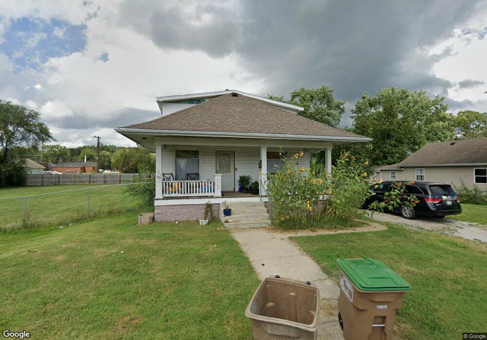 2102 5th St, Columbus, IN 47201 - photo 1