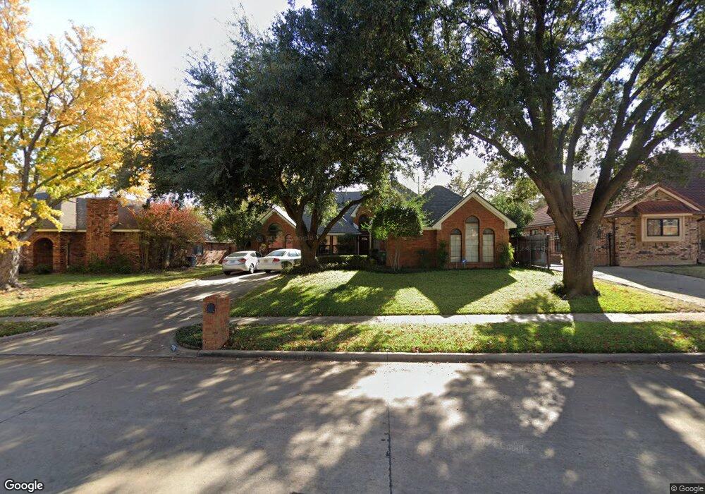 705 Evergreen Dr, Hurst, TX 76054 - photo 1