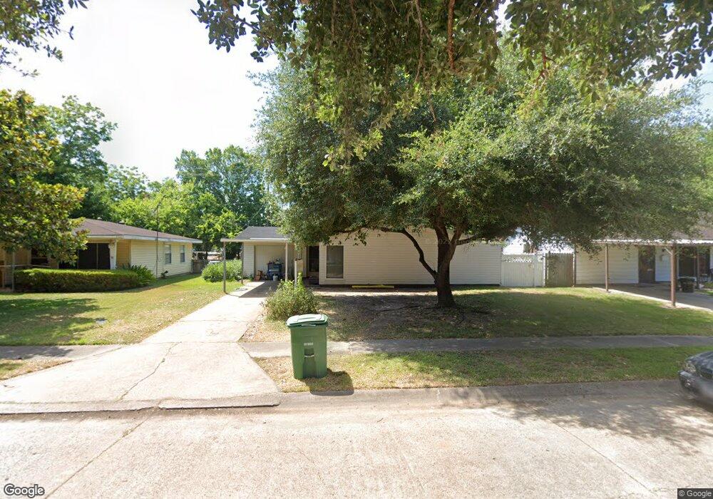 9810 Carmalee St, Houston, TX 77075 - photo 1