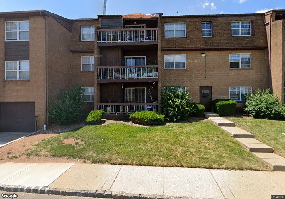 123 Woodbridge Terrace unit 2304, Woodbridge Township, NJ 07095 - photo 1