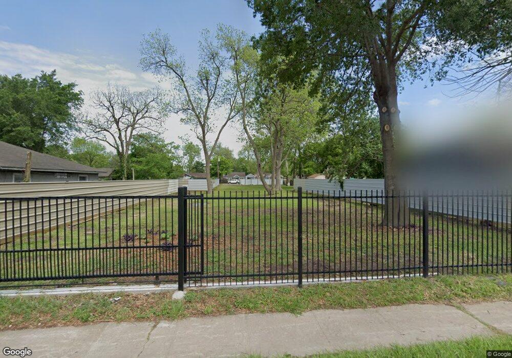 209 Tidwell Rd, Houston, TX 77022 - photo 1