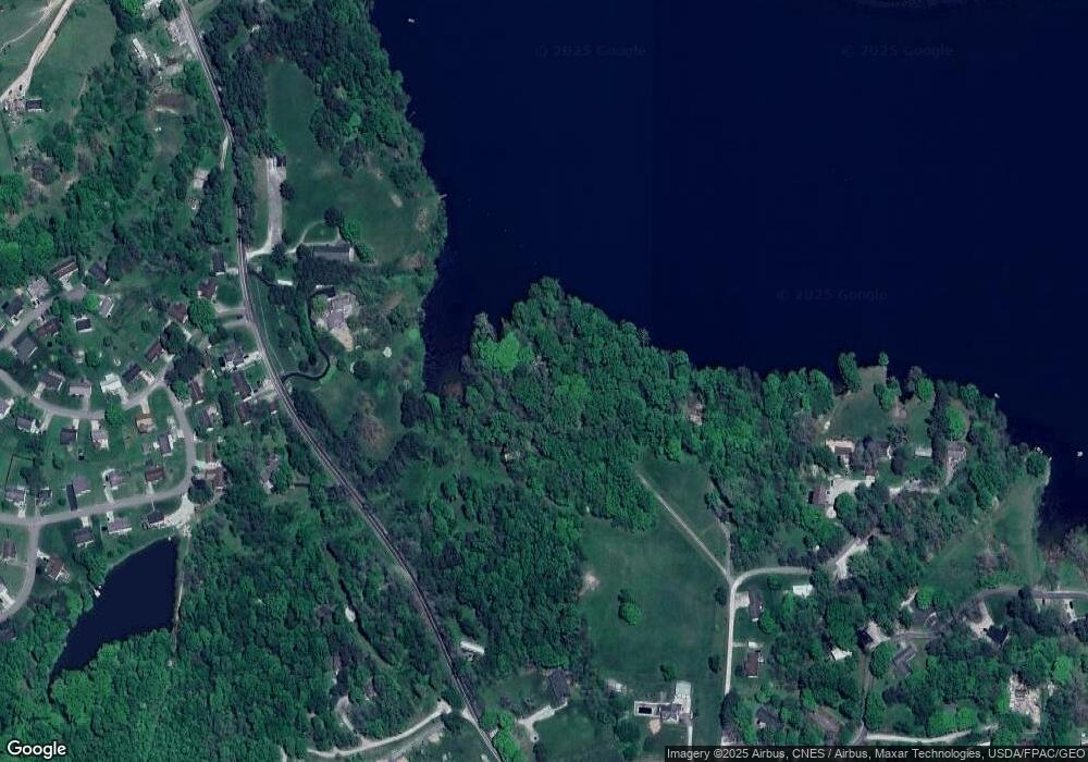 13645 Lakefront Dr, Logan, OH 43138 - photo 1