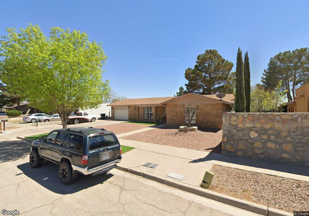 15336 Woodhill Ct, Horizon City, TX 79928 - photo 1