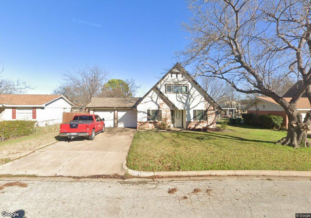 5316 Roberta Dr, North Richland Hills, TX 76180 - photo 1