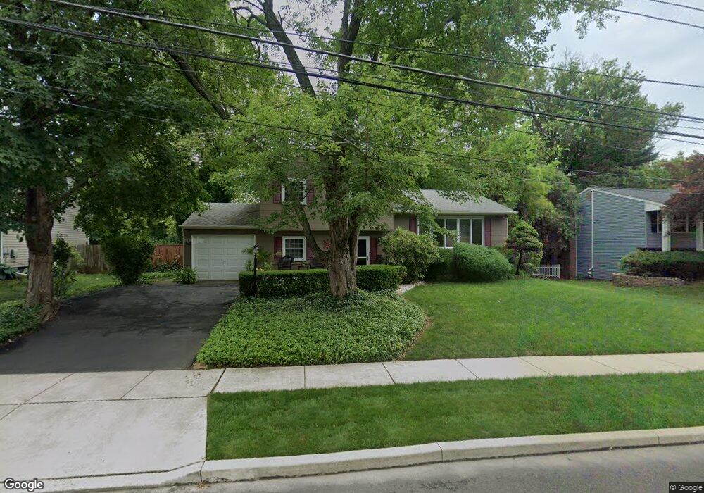 43 Kirby Dr, Morrisville, PA 19067 - photo 1