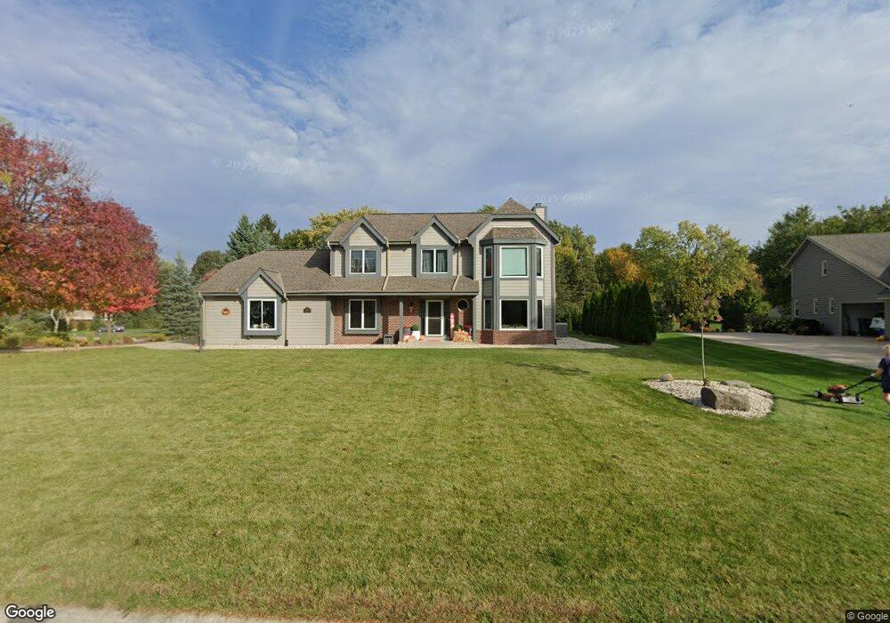 W154N10258 Regency Ct S, Germantown, WI 53022 - photo 1