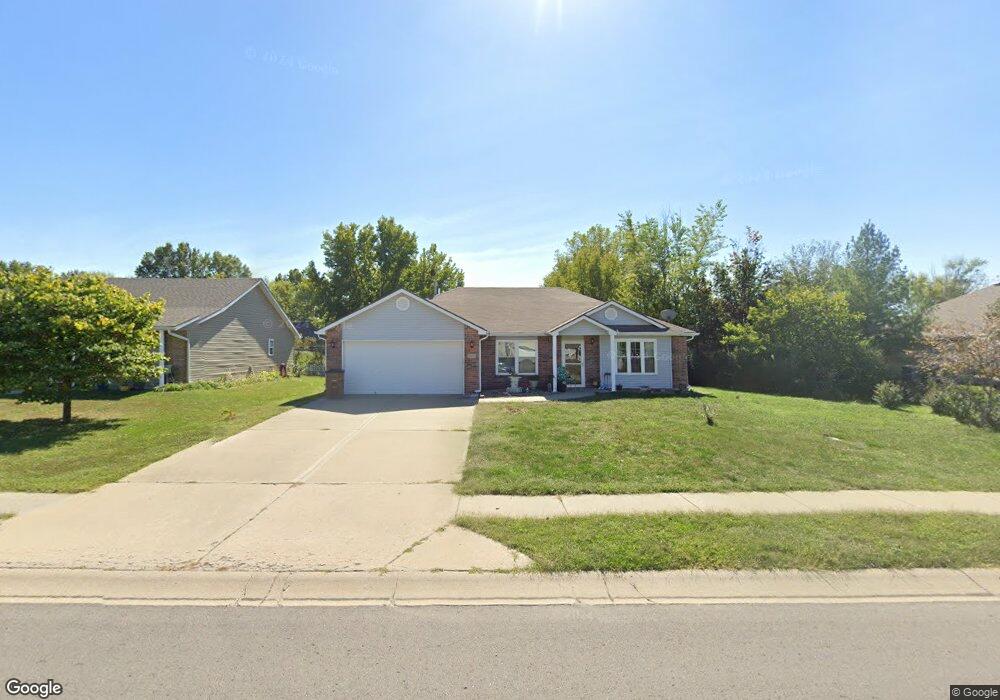 735 Bristol Dr, Raymore, MO 64083 - photo 1