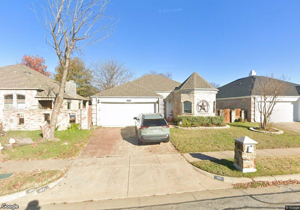 1921 Realistic Dr, Bedford, TX 76021 - photo 1