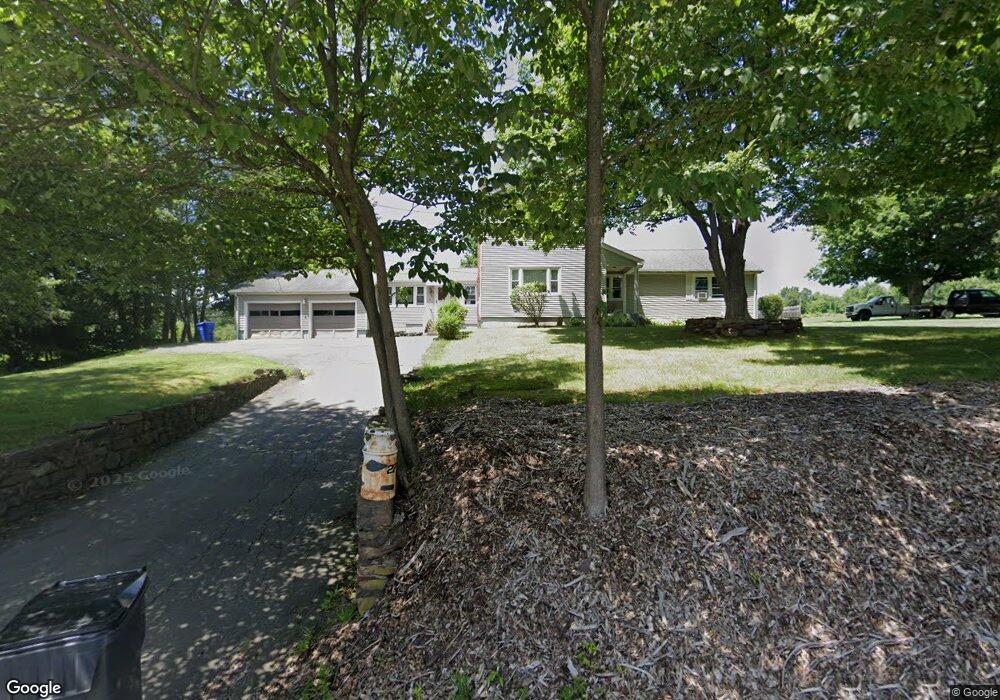 22 Burr Rd, Bloomfield, CT 06002 - photo 1