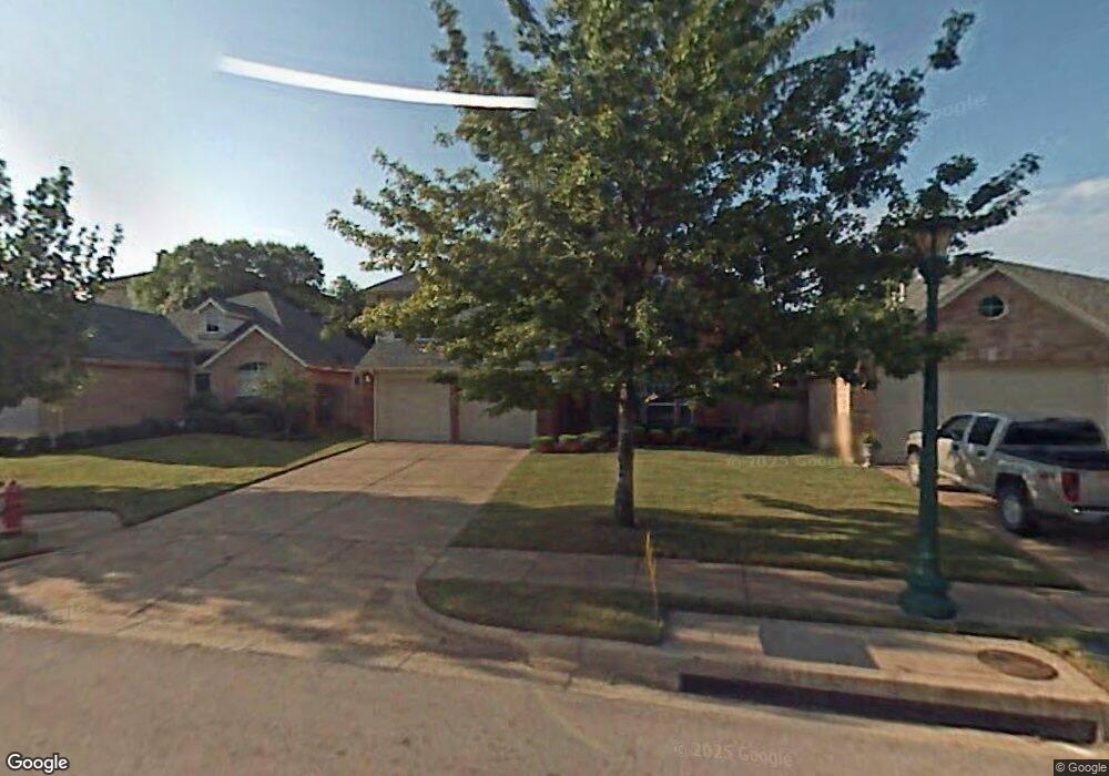 2433 Aberdeen Dr, Bedford, TX 76021 - photo 1