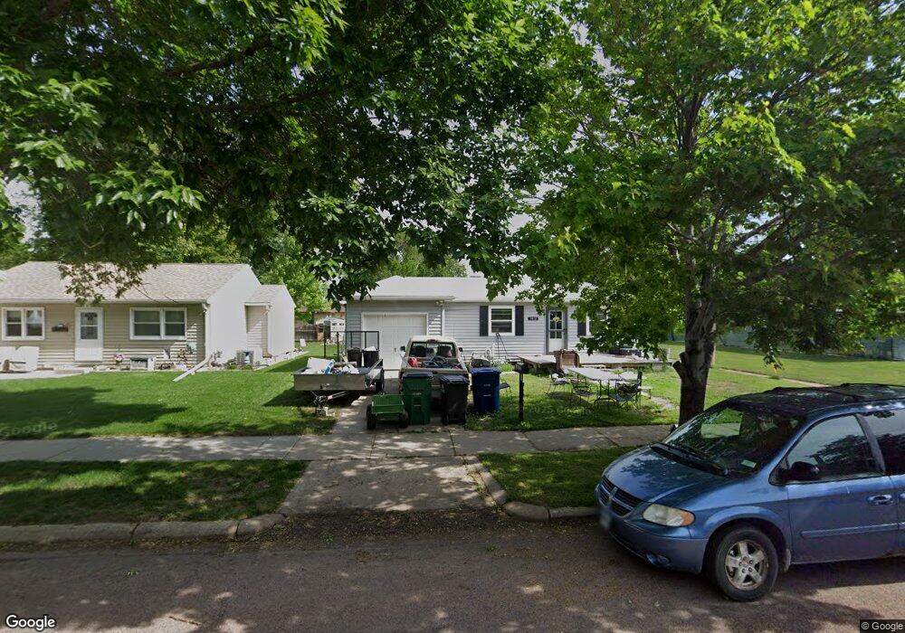 1412 E 5th Ave, Mitchell, SD 57301 - photo 1