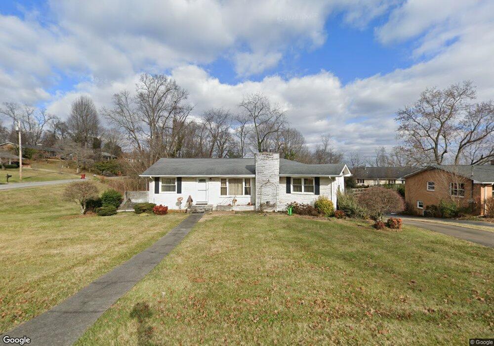 2201 Ridgefield Dr, Johnson City, TN 37601 - photo 1