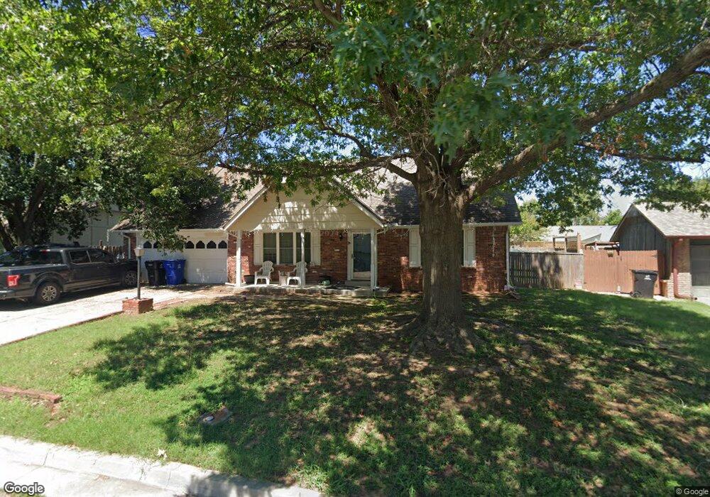 812 W Birmingham St, Broken Arrow, OK 74011 - photo 1