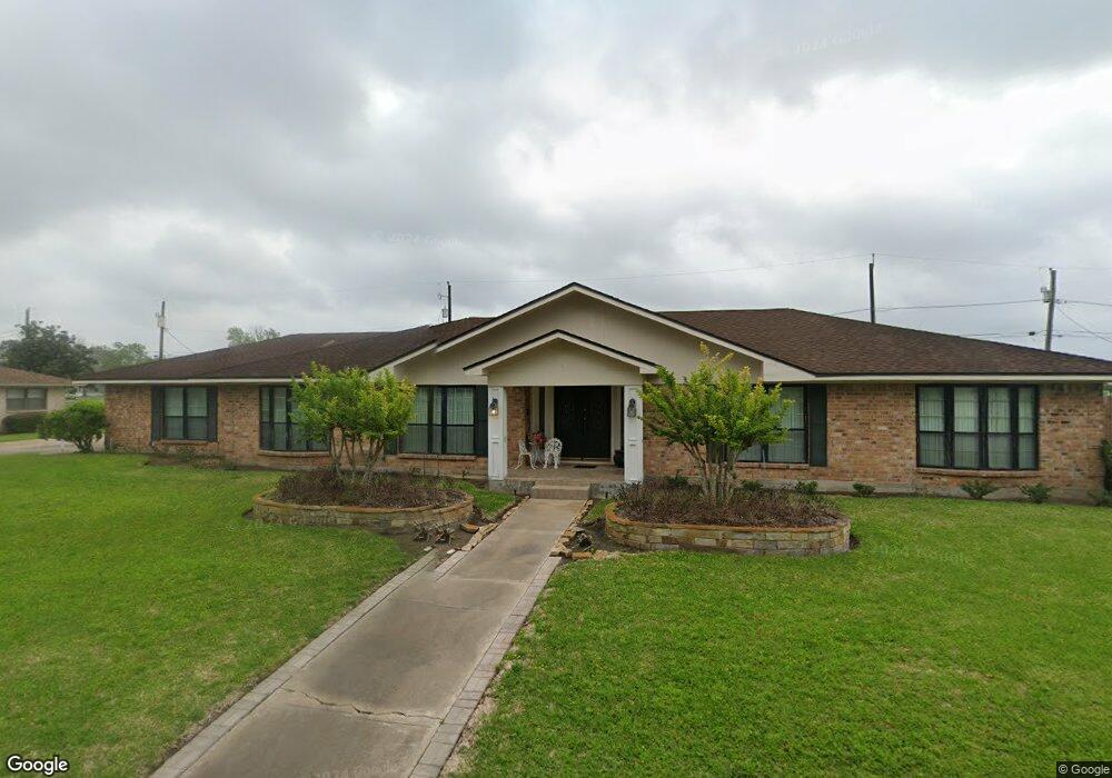 3419 Walnut Dr, Bay City, TX 77414 - photo 1