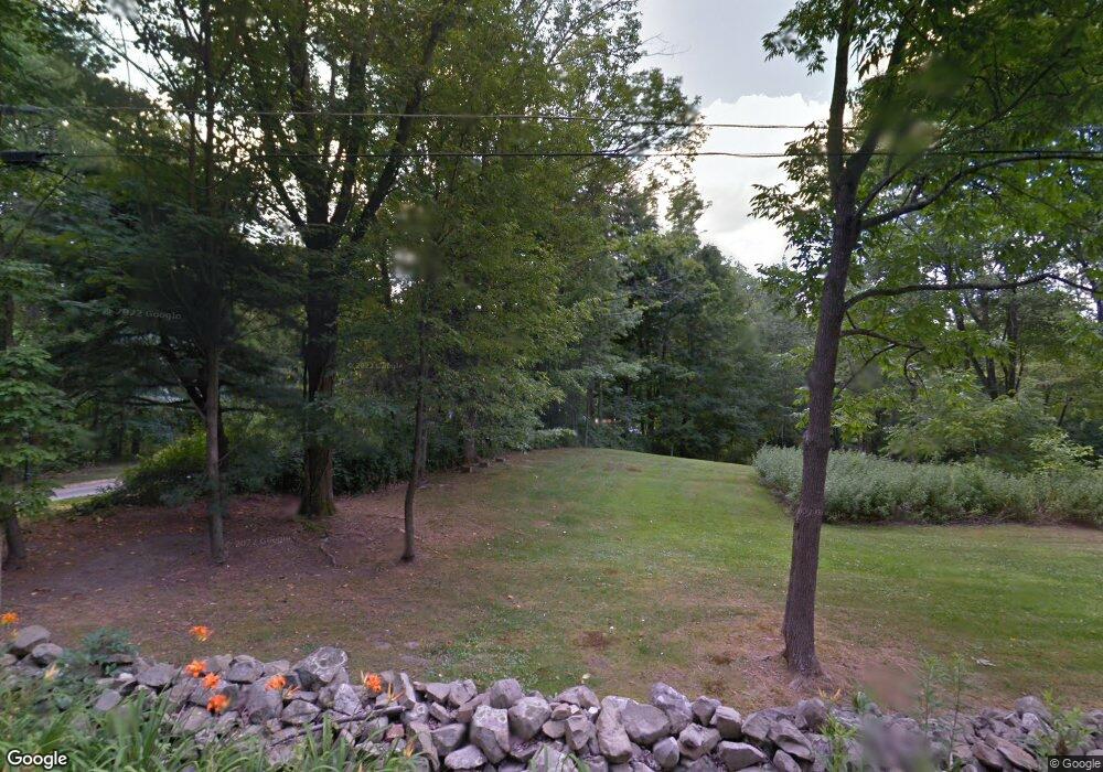 4 The Ln unit IRIS, Middletown, NY 10940 - photo 1