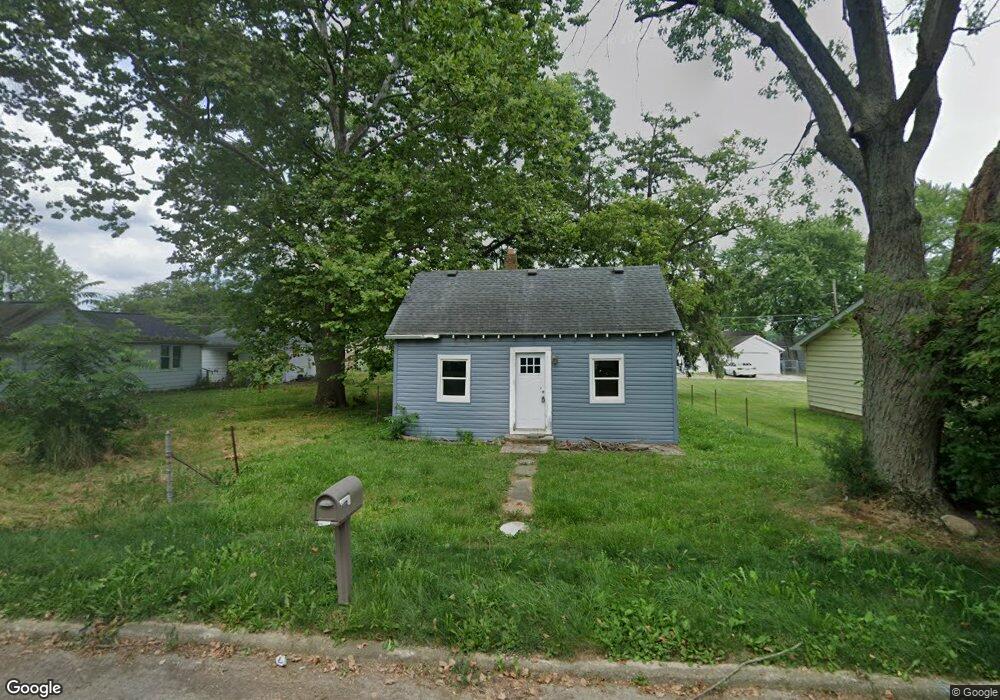 2208 S Waldemere Ave, Muncie, IN 47302 - photo 1