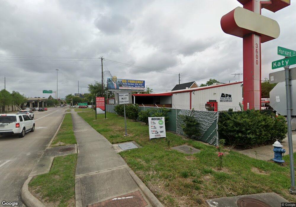 3600 Katy Fwy, Houston, TX 77007 - photo 1