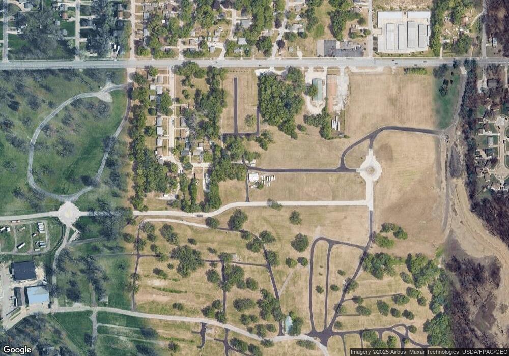 3701 E University Ave, Des Moines, IA 50317 - photo 1