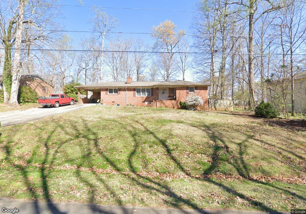 728 Lakewood Dr, Siler City, NC 27344 - photo 1