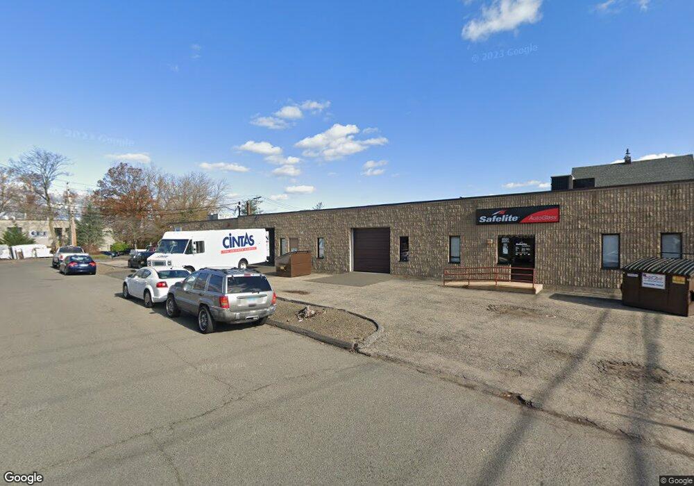 55 Lupes Dr, Stratford, CT 06615 - photo 1