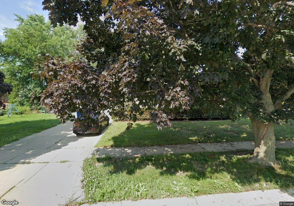 1310 N Metropolitan Ave, Waukegan, IL 60085 - photo 1