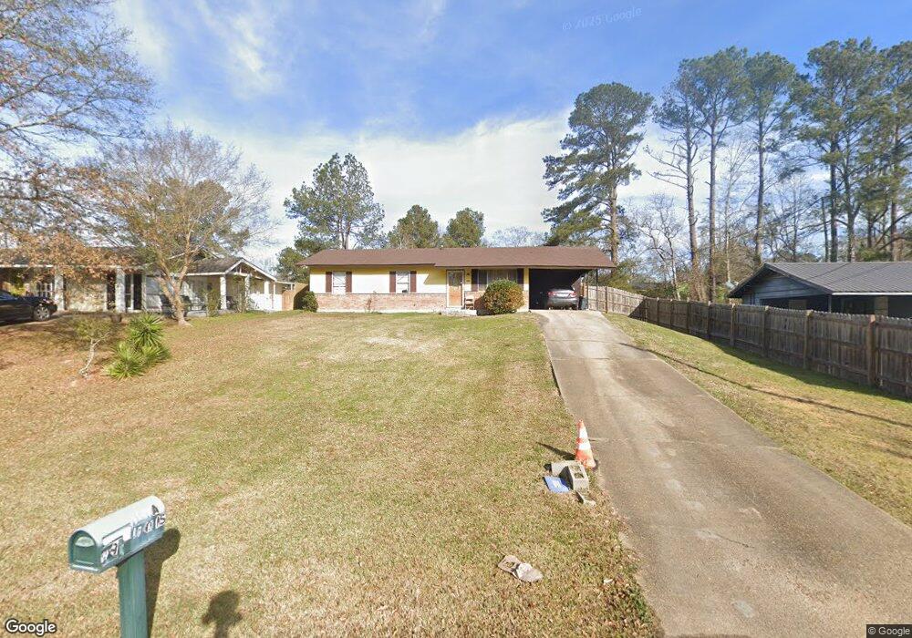 109 Autumn St, Hazlehurst, MS 39083 - photo 1
