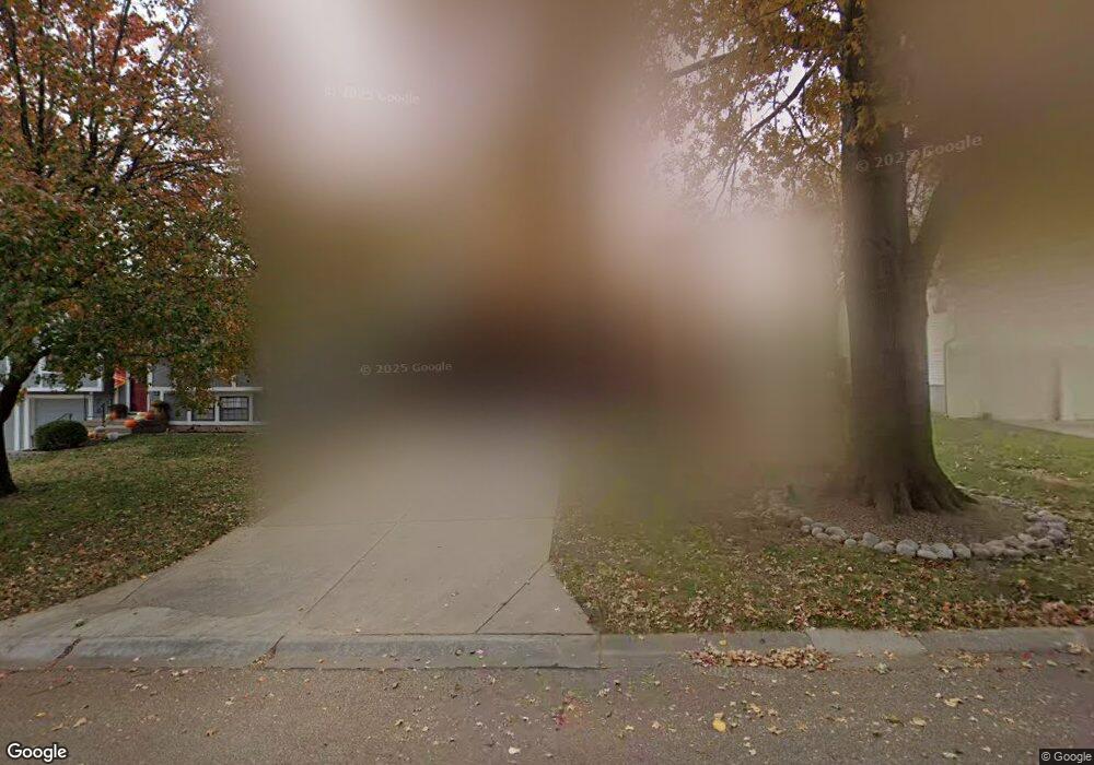 9907 W 49th Place, Shawnee, KS 66203 - photo 1