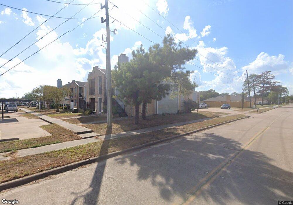 9025 Antoine Dr, Houston, TX 77088 - photo 1
