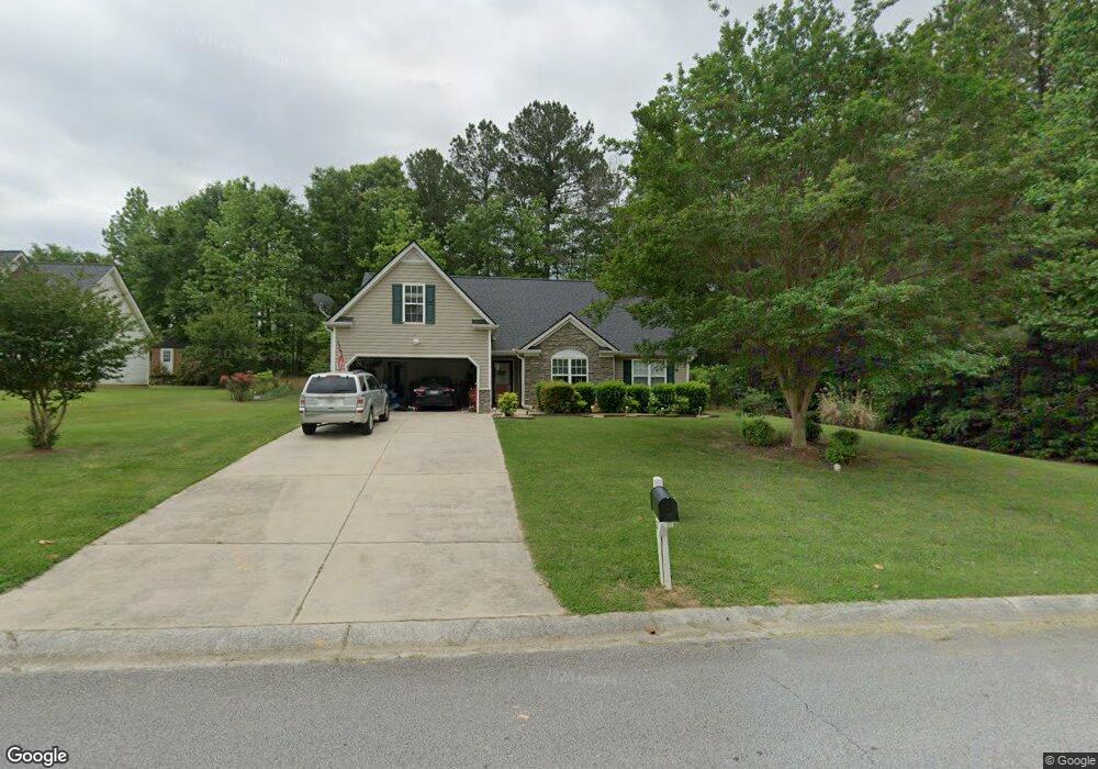 112 Clarion Dr, Carrollton, GA 30116 - photo 1