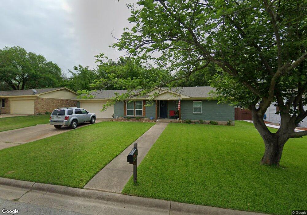 807 Loy Ln, Ennis, TX 75119 - photo 1