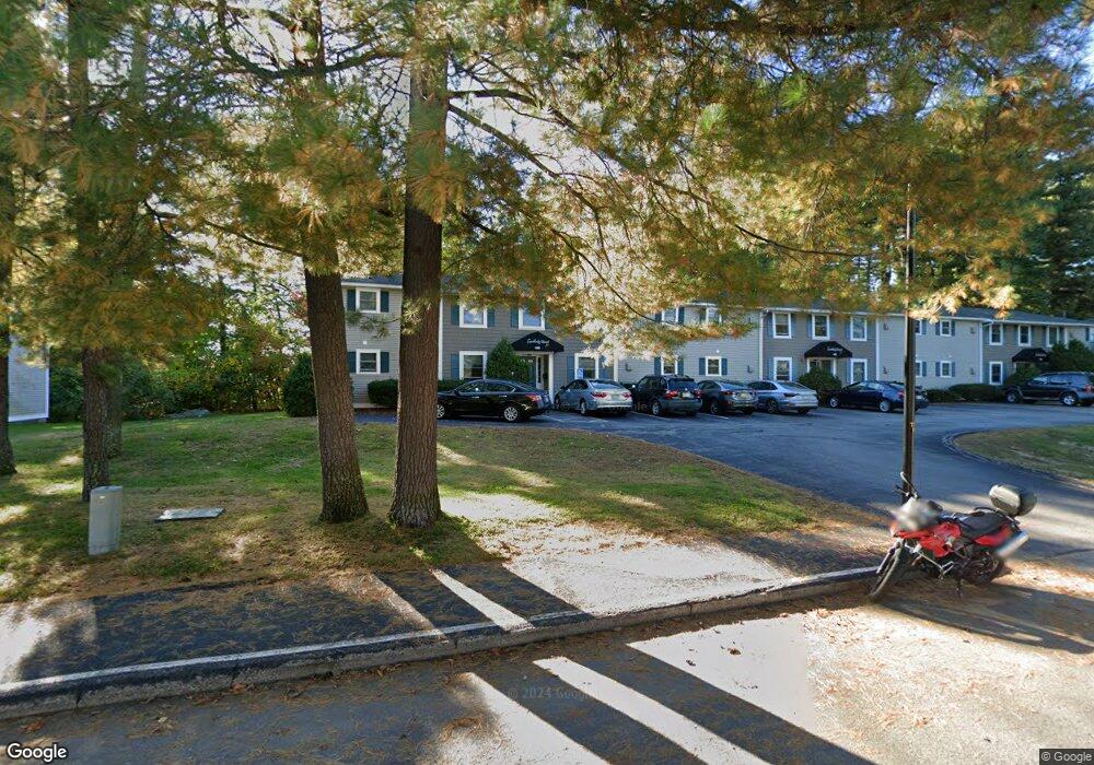 330 Circle Rd unit I008, Manchester, NH 03103 - photo 1