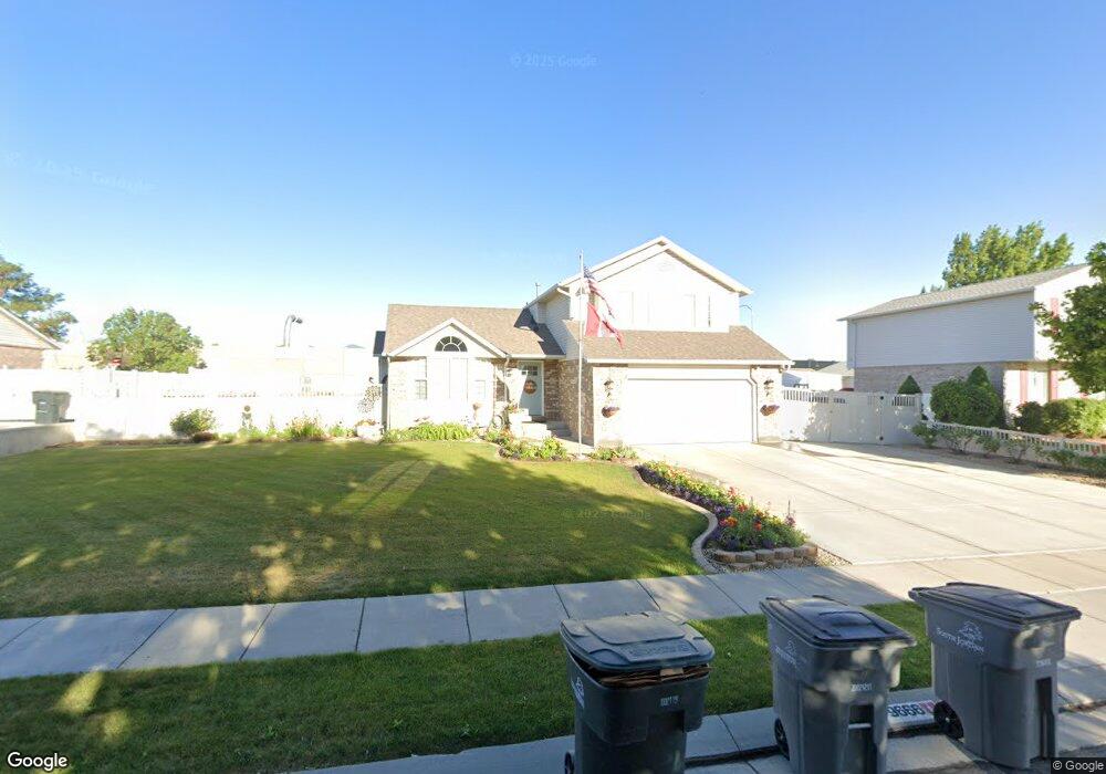 9666 S Garden Grove Ln, South Jordan, UT 84095 - photo 1