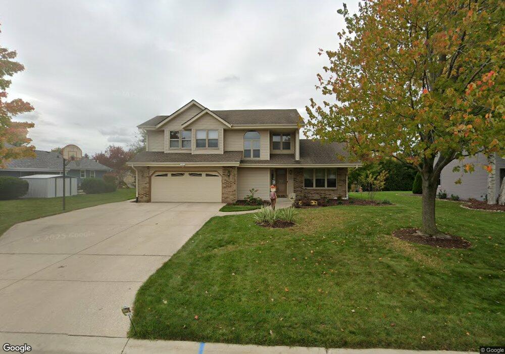 W163N10493 Ridgeview Ln, Germantown, WI 53022 - photo 1