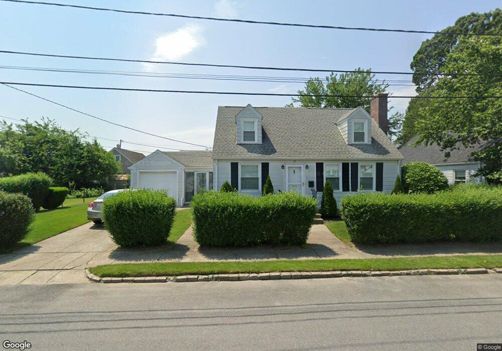 25 Pershing St, Cranston, RI 02910 - photo 1