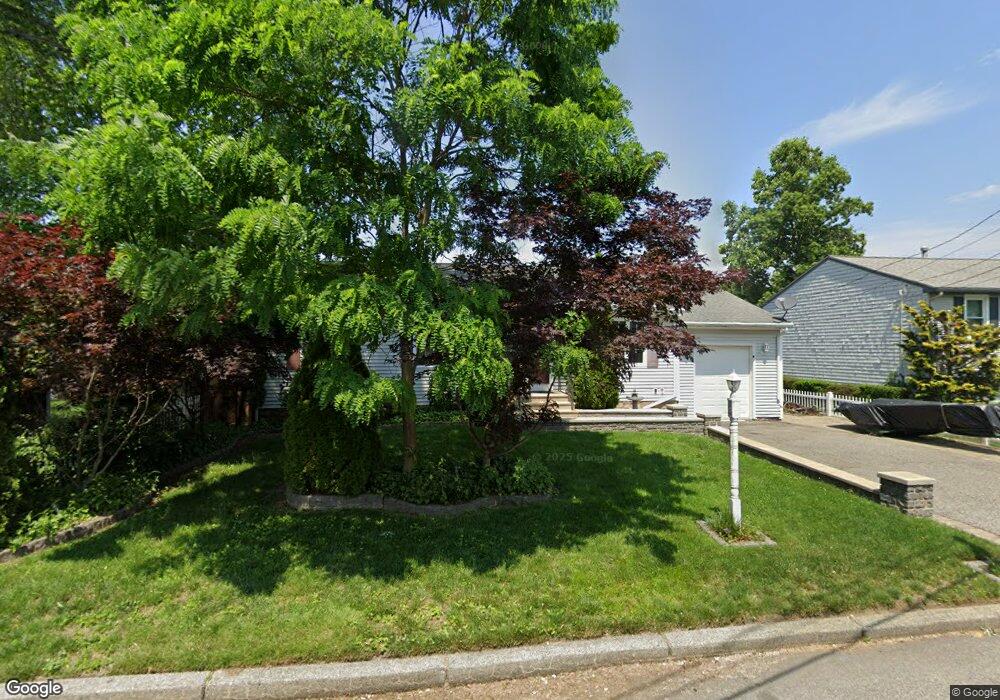 10 Bridgeton Ct, Cranston, RI 02910 - photo 1