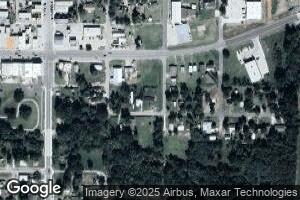 208 E Oak St, Canton, OK 73724