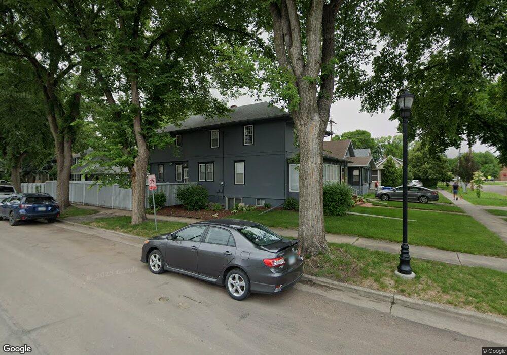 1123 11th Ave N, Fargo, ND 58102 - photo 1